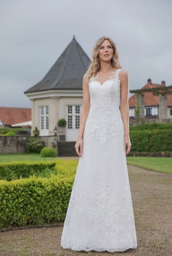 Amera Vera Kollektion 2020 Ivory Brautkleid Abelia B2018 2 Bei Avorio Vestito BrideStore And More Brautmode In Berlin Eiche