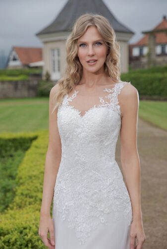 Amera Vera Kollektion 2020 Ivory Brautkleid Abelia B2018 3 Bei Avorio Vestito BrideStore And More Brautmode In Berlin Eiche