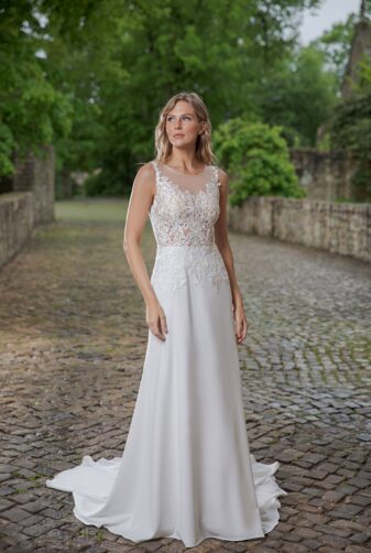 Amera Vera Kollektion 2020 Ivory Brautkleid Aviva B2048 2 Bei Avorio Vestito BrideStore And More Brautmode In Berlin Eiche