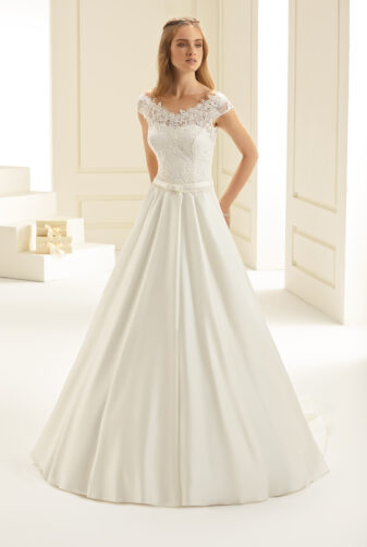 A-Linie Brautkleider in Berlin bei Avorio Vestito