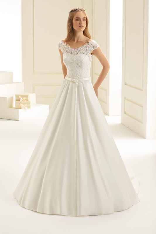 A-Linie Brautkleider in Berlin bei Avorio Vestito