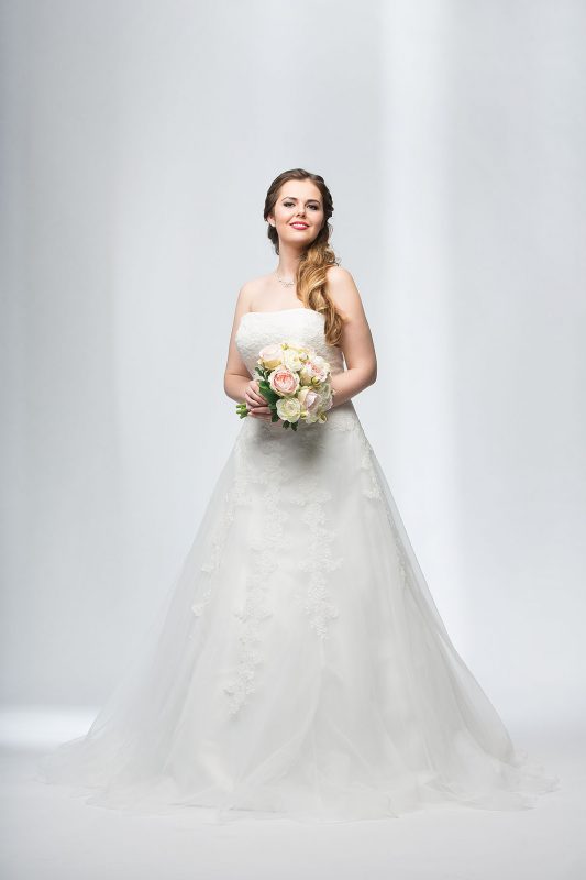 B1818 Brautkleid xxl Zaira2 Kollektion Brautkleider in grosse Groessen in Berlin