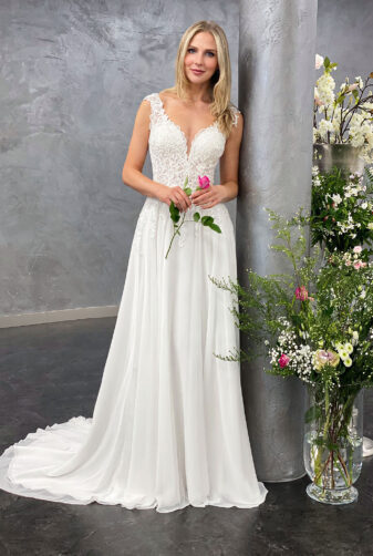 Amera Vera 2021 Brautkleid B2112 3 bei Avorio Vestito BrideStore and more Brautmode in Berlin