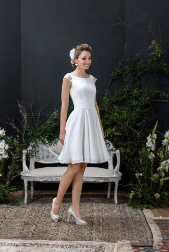 EGLANTINE CREATIONS 2021 Brautkleid EGC21 VINYLE 2185 Brautmode in Berlin Avorio Vestito BrideStore and more